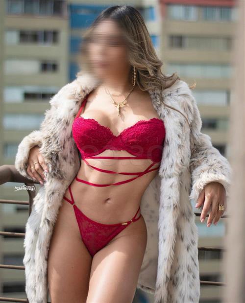 Intelligent companion horny escort Emade Ingolstadt