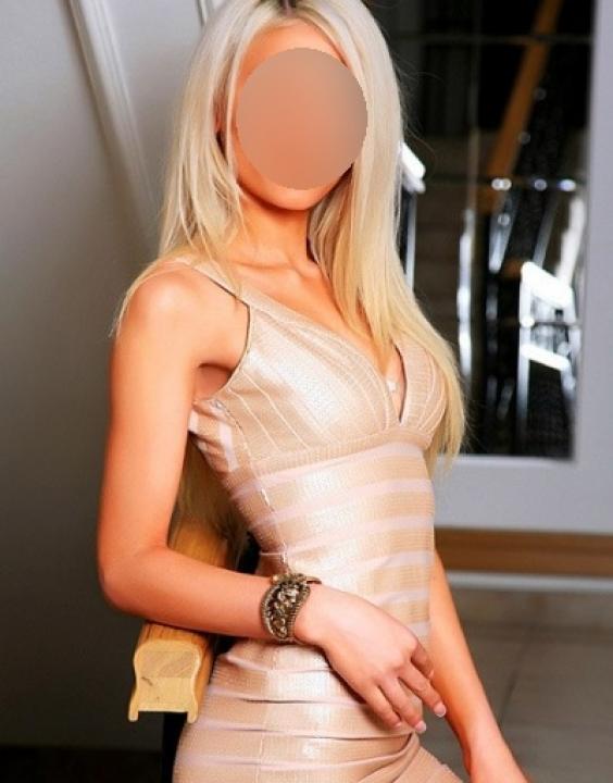 Kiyoyo, 19, Parma - Italy, Vip escort