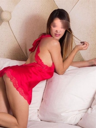 Meng Cha, 19, Juffair - Bahrain, Independent escort